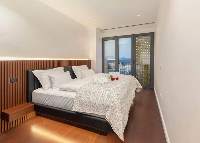 Skyline Luxury Jana Lubiana